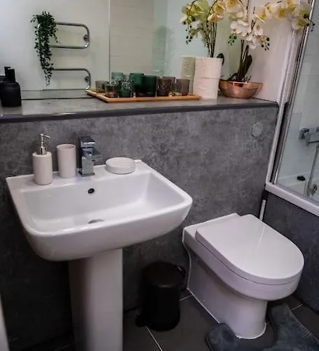 Modern Centre 2 Bed In Leeds, Opposite Corn Exchange * 리즈